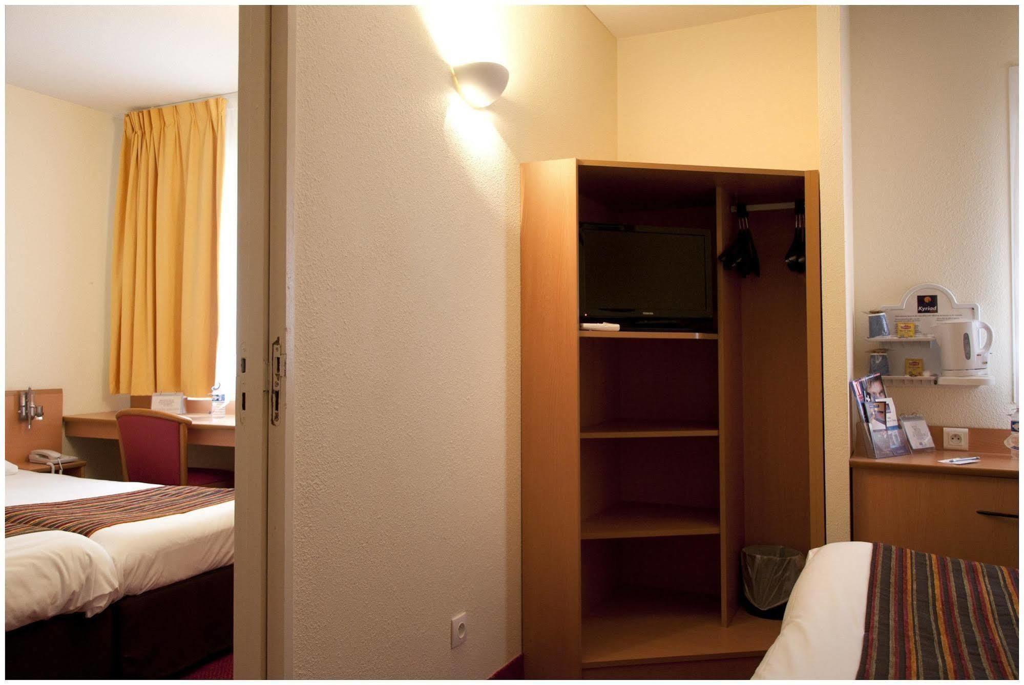 The Originals City, Hotel L'Hippocampe, Sete Баларюк-ле-Вьё Экстерьер фото